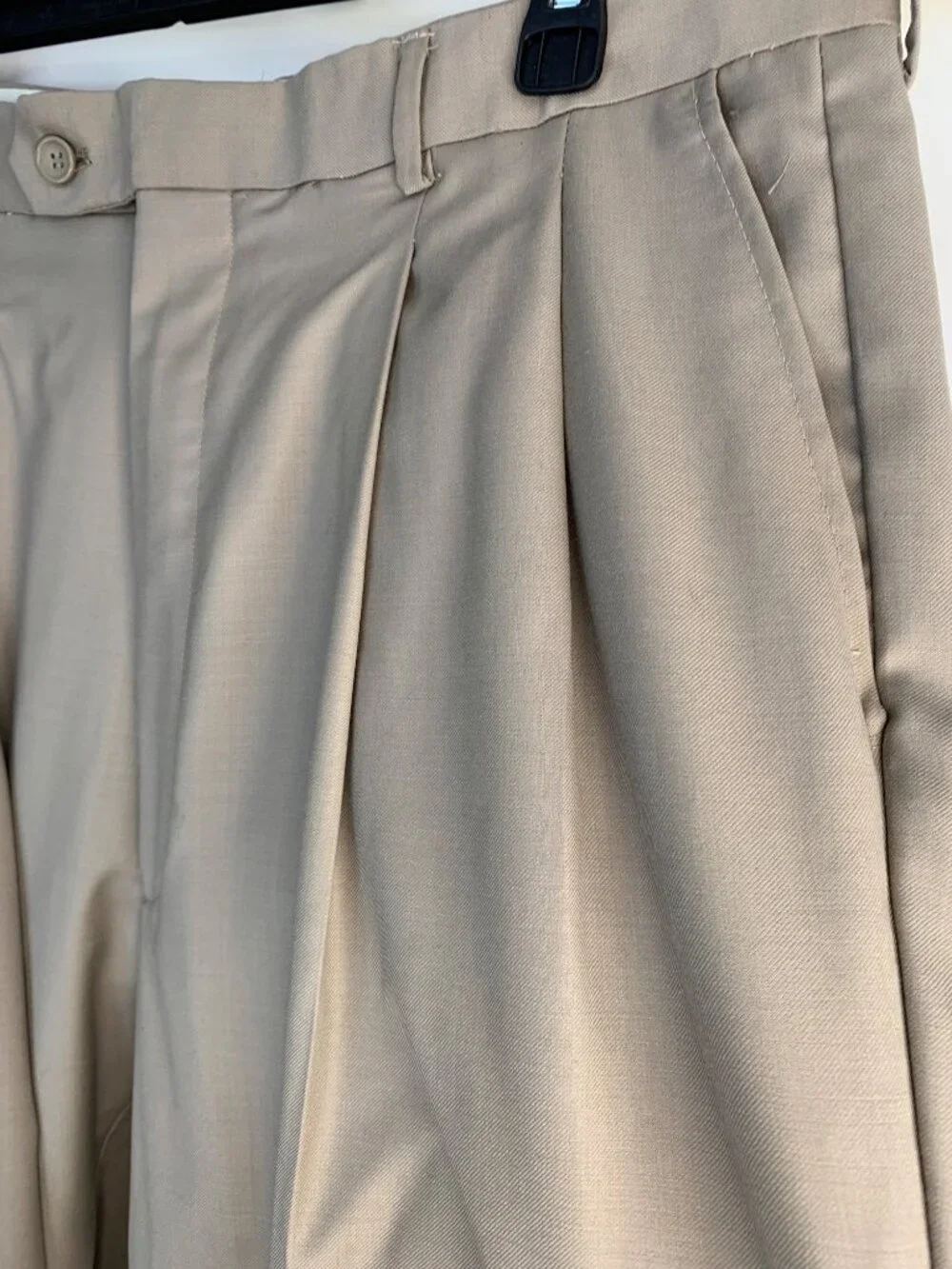 NWT Mantoni Mens Super 140s Suit Jacket & Pleated Pants Tan 48L x 37 Wool